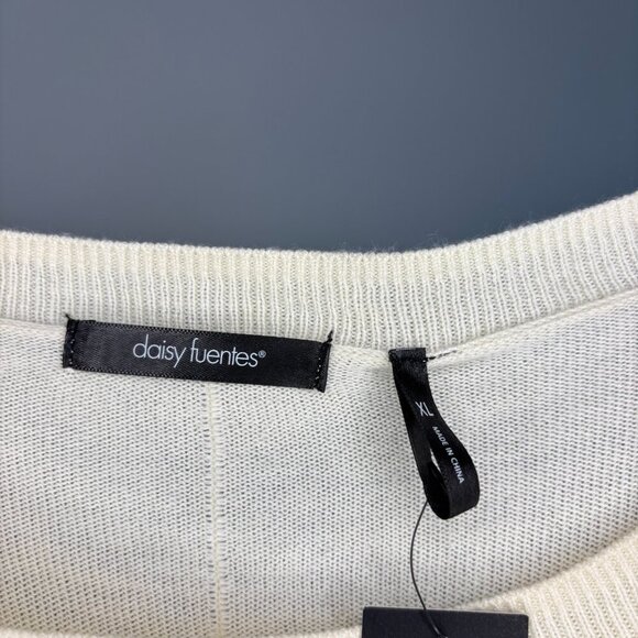 DAISY FUENTES NEW Weekend Getaway Sweater Womens XL Cream Long Sleeve Soft - Picture 5 of 6
